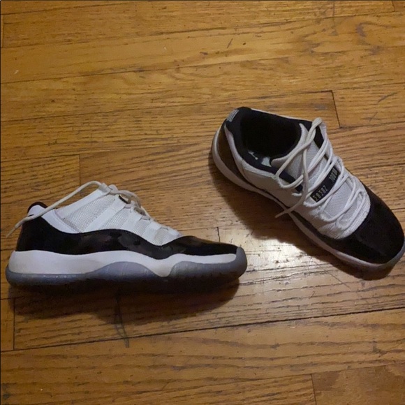 COPY - Jordan 11 Concord - Picture 4 of 5